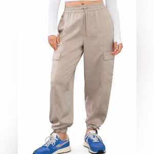 Athleta Celestial Utility Pant size SP in Feather (greige) NWT